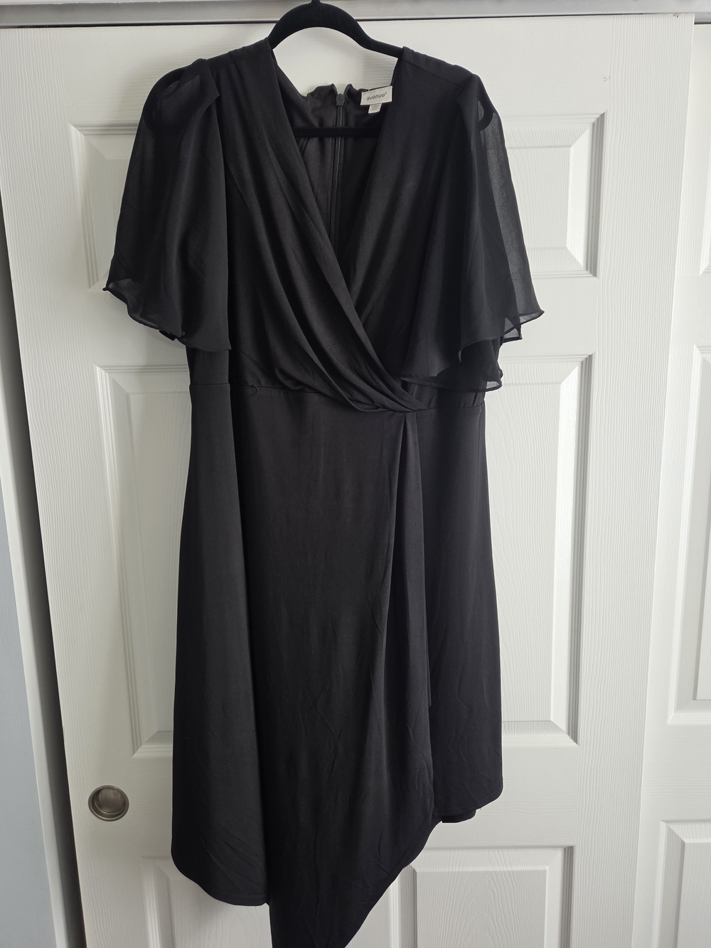 Avenue Black Wrap Dress with Flutter Sleeves 18/20